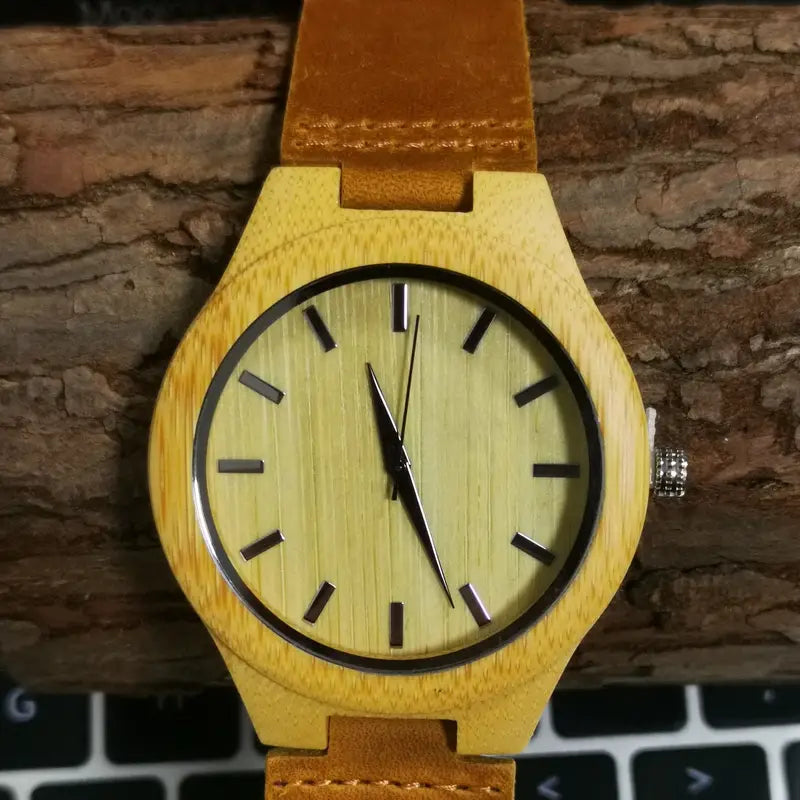 🕰️✨ Men’s Carbon Fiber-Style Bamboo Watch – Luxury Golden & Black Analog Quartz Timepiece for Every Occasion 🌟